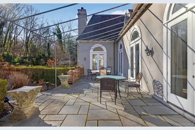 38 Tiffany Road, Oyster Bay, NY 11771 - Photo 43