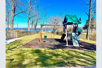 38 Tiffany Road, Oyster Bay, NY 11771 - Photo 47