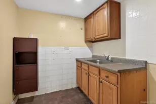 4817 Wilder Ave, Bronx, NY 10470 - Photo 23