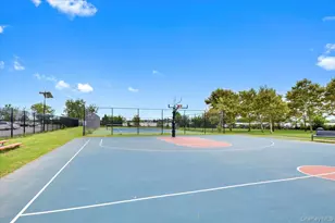 126 Mermaid Ln, Bronx, NY 10473 - Photo 19