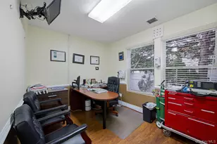 1 Arrowood Ln Ln, Melville, NY 11747 - Photo 15