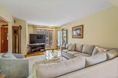 150-38 24th Avenue, Whitestone, NY 11357 - Photo 7