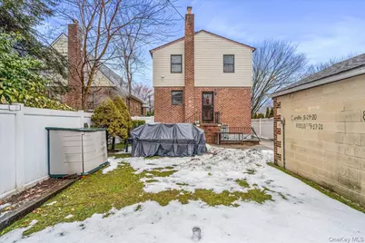 150-38 24th Avenue, Whitestone, NY 11357 - Photo 31