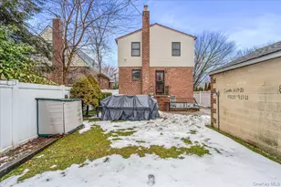 150-38 24th Ave, Whitestone, NY 11357 - Photo 31