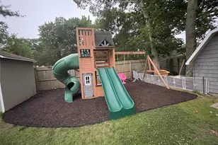 35 Strafford St, Mastic, NY 11950 - Photo 37