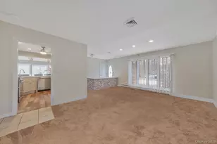 35 Strafford St, Mastic, NY 11950 - Photo 21