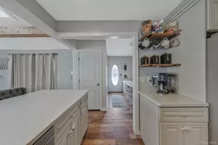 35 Strafford St, Mastic, NY 11950 - Photo 7