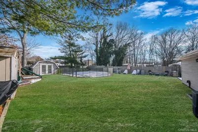 35 Strafford Street, Mastic, NY 11950 - Photo 33