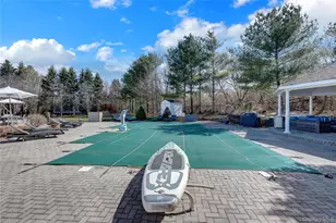 92 Sweetgum Ln, Miller Place, NY 11764 - Photo 43