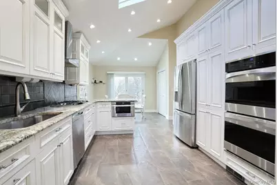 44 Washington Circle, New City, NY 10956 - Photo 5