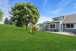 745 Spring Lake Dr, Middle Island, NY 11953 - Photo 29