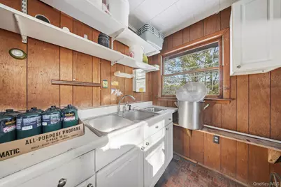 1124 State Route 42, Sparrow Bush, NY 12780 - Photo 37