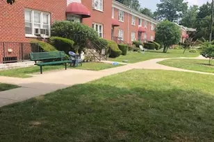 14 Stokes Rd, Yonkers, NY 10710 - Photo 9