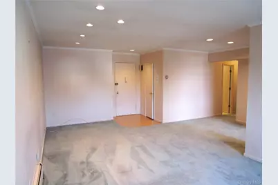 40 Daley Place #227, Lynbrook, NY 11563 - Photo 9