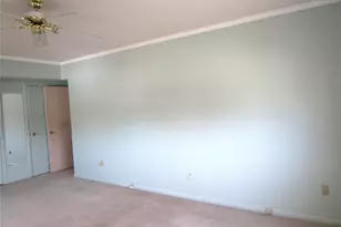 40 Daley Pl, Lynbrook, NY 11563 - Photo 25