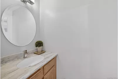 6 Pelham Court, Nanuet, NY 10954 - Photo 9