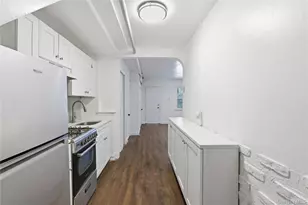 1042 E 233rd St, Bronx, NY 10466 - Photo 5