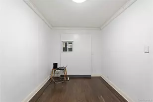 1042 E 233rd St, Bronx, NY 10466 - Photo 21