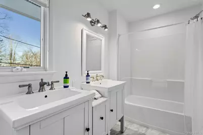 12 Skytop Drive, Katonah, NY 10536 - Photo 13