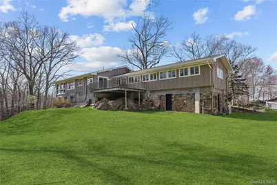 12 Skytop Drive, Katonah, NY 10536 - Photo 1
