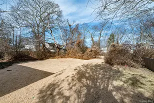 67 Edgewood Rd, West Islip, NY 11795 - Photo 29