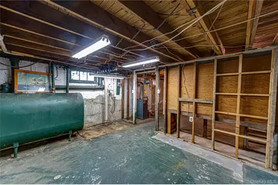 67 Edgewood Road, West Islip, NY 11795 - Photo 19