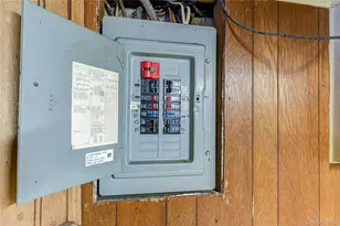 67 Edgewood Rd, West Islip, NY 11795 - Photo 21