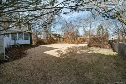 67 Edgewood Road, West Islip, NY 11795 - Photo 29