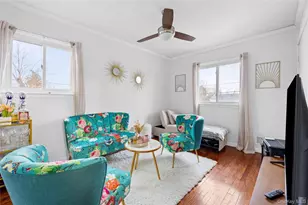 85 Bedford Ave, Freeport, NY 11520 - Photo 13