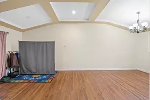 85 Bedford Ave, Freeport, NY 11520 - Photo 5