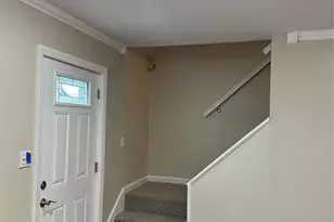 10 Shiloh Ct, Coram, NY 11727 - Photo 19