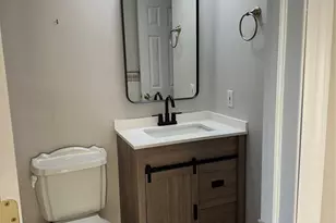 10 Shiloh Ct, Coram, NY 11727 - Photo 11