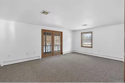 131 Barbarossa Lane, Kingston, NY 12401 - Photo 17