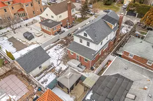 160-16 Riverside Dr, Whitestone, NY 11357 - Photo 3