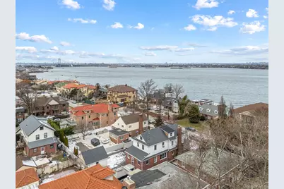 16016 Riverside Drive, Whitestone, NY 11357 - Photo 5