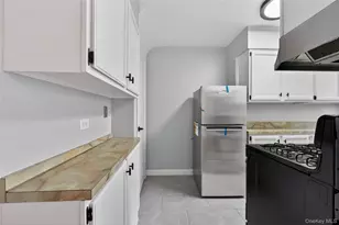 1231 E 223rd St, Bronx, NY 10466 - Photo 3