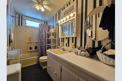 34 Hampton Court, Middletown, NY 10941 - Photo 21