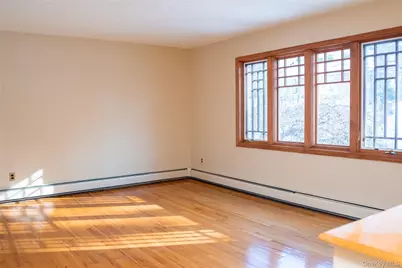 75 Holland Place, Hartsdale, NY 10530 - Photo 5