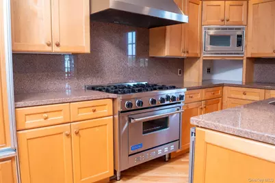 75 Holland Place, Hartsdale, NY 10530 - Photo 7