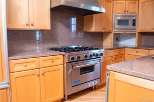 75 Holland Pl, Hartsdale, NY 10530 - Photo 7