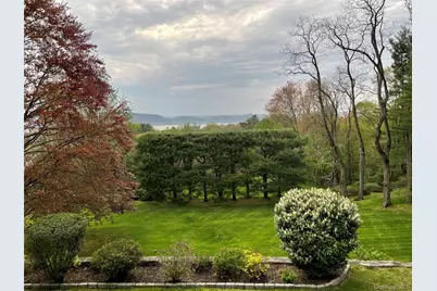 132 Ridgecrest Road, Briarcliff Manor, NY 10510 - Photo 45