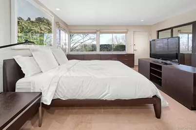 132 Ridgecrest Road, Briarcliff Manor, NY 10510 - Photo 31