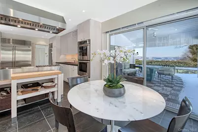 132 Ridgecrest Road, Briarcliff Manor, NY 10510 - Photo 23