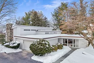 132 Ridgecrest Rd, Briarcliff Manor, NY 10510 - Photo 3