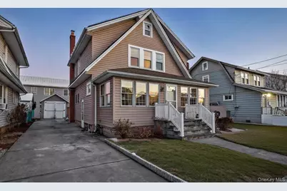 35 S Franklin Avenue, Valley Stream, NY 11580 - Photo 1