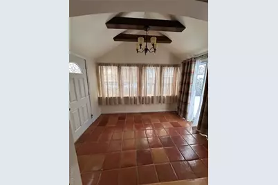 91 7th Street, Hicksville, NY 11801 - Photo 3