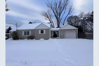 91 7th Street, Hicksville, NY 11801 - Photo 15