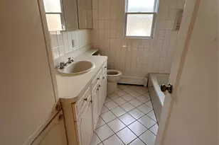 91 7th St, Hicksville, NY 11801 - Photo 17