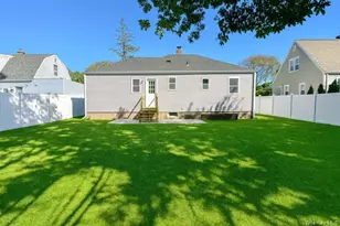 29 Avon Rd, Hewlett, NY 11557 - Photo 17