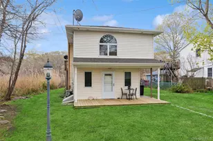90 Shore Dr, Mastic Beach, NY 11951 - Photo 25